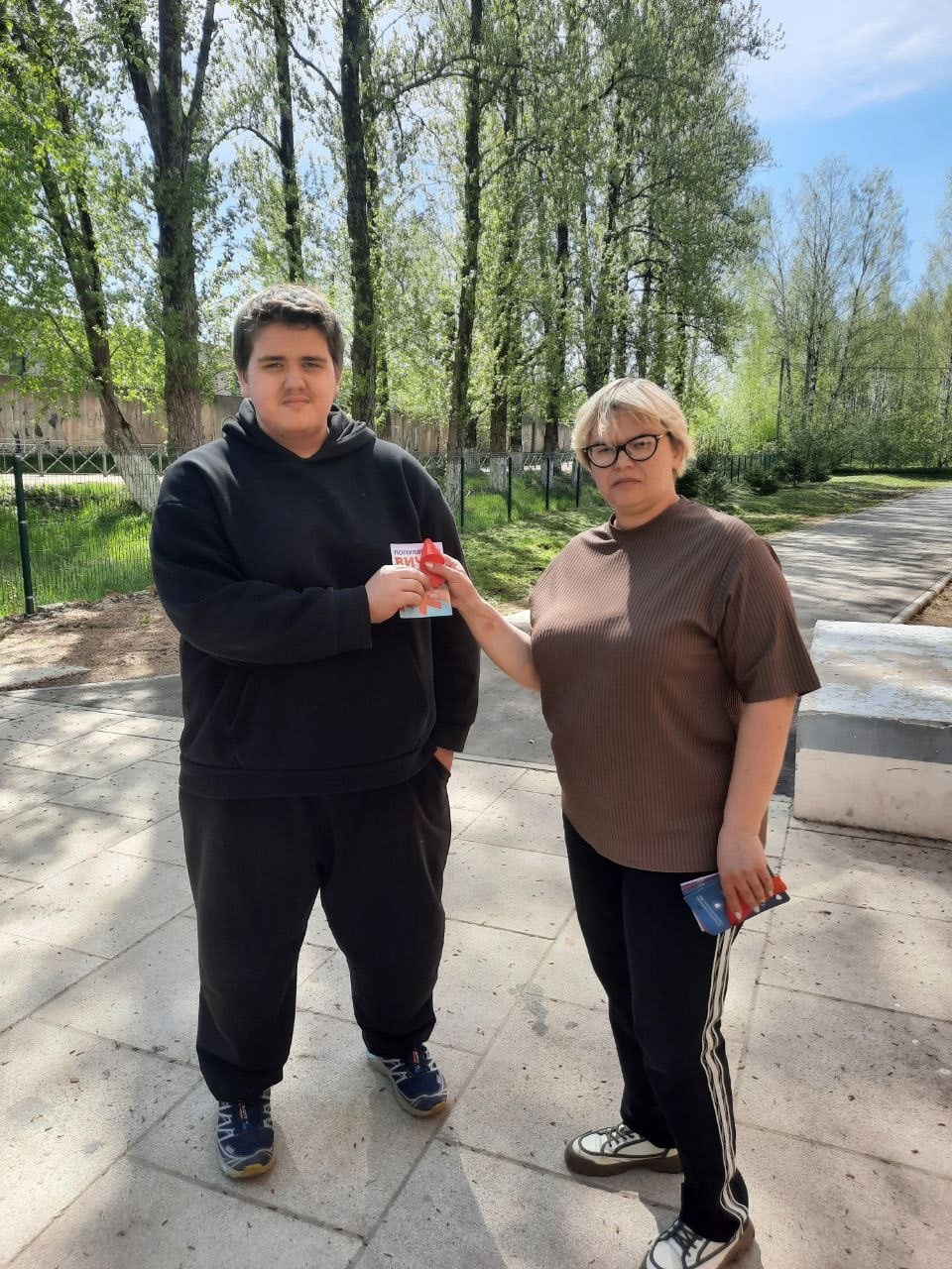 Акция &quot;Красная ленточка&quot; в память о жертвах!.
