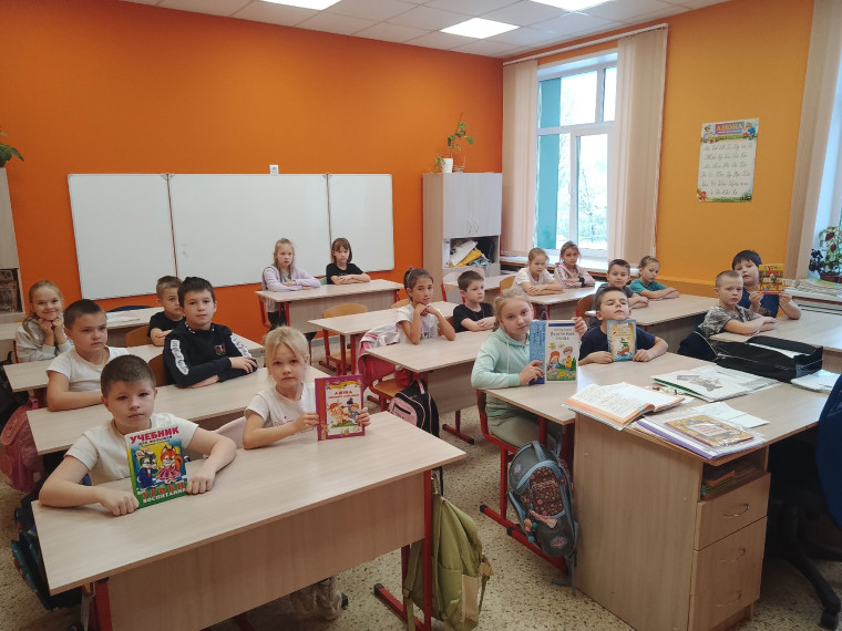 15 ноября сотрудники городской детской библиотеки провели урок интересных затей «Наши друзья – вежливость и доброта». 15 ноября сотрудники городской детской библиотеки провели урок интересных затей «Наши друзья – вежливость и доброта».
