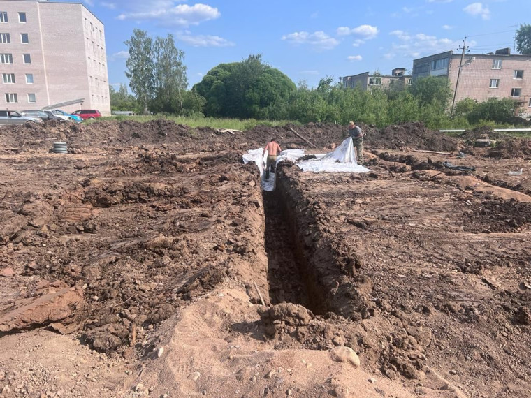 Благоустройство территории по ул. Кирова 9-А. Благоустройство территории по ул. Кирова 9-А.